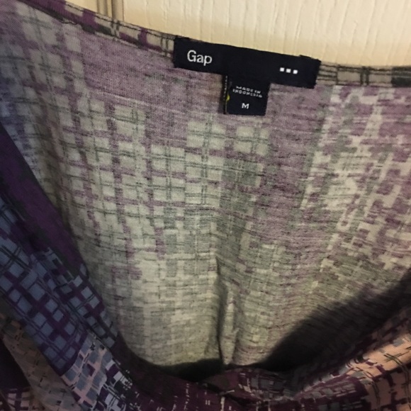 Sleeveless Blouse 💜 - Picture 3 of 3